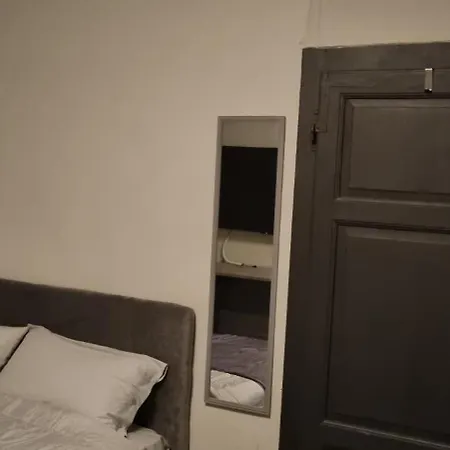 Stanza Privata In Dimora Storica Paderna (Piacenza)