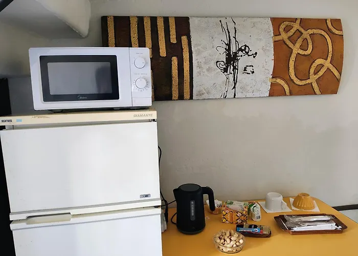 Stanza Privata In Dimora Storica Πανσιόν *